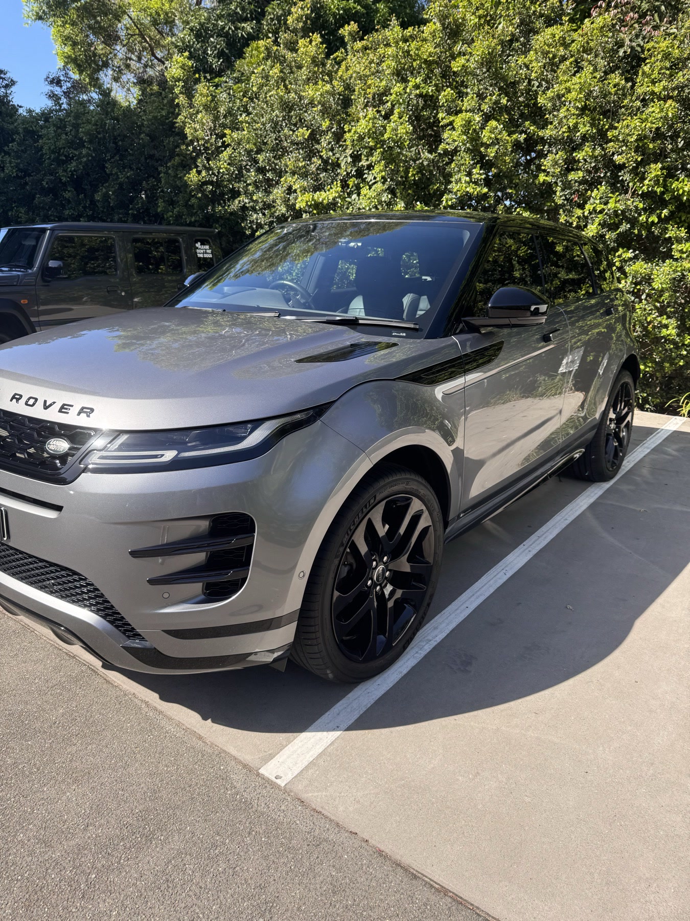 Range Rover detailed by Olly's Auto Shine